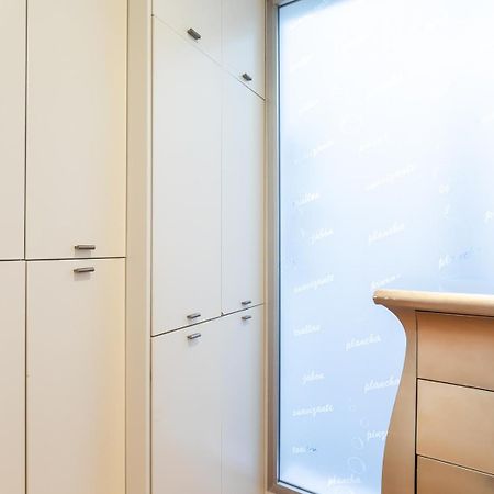 Central Market Lux Apartment فالنسيا المظهر الخارجي الصورة