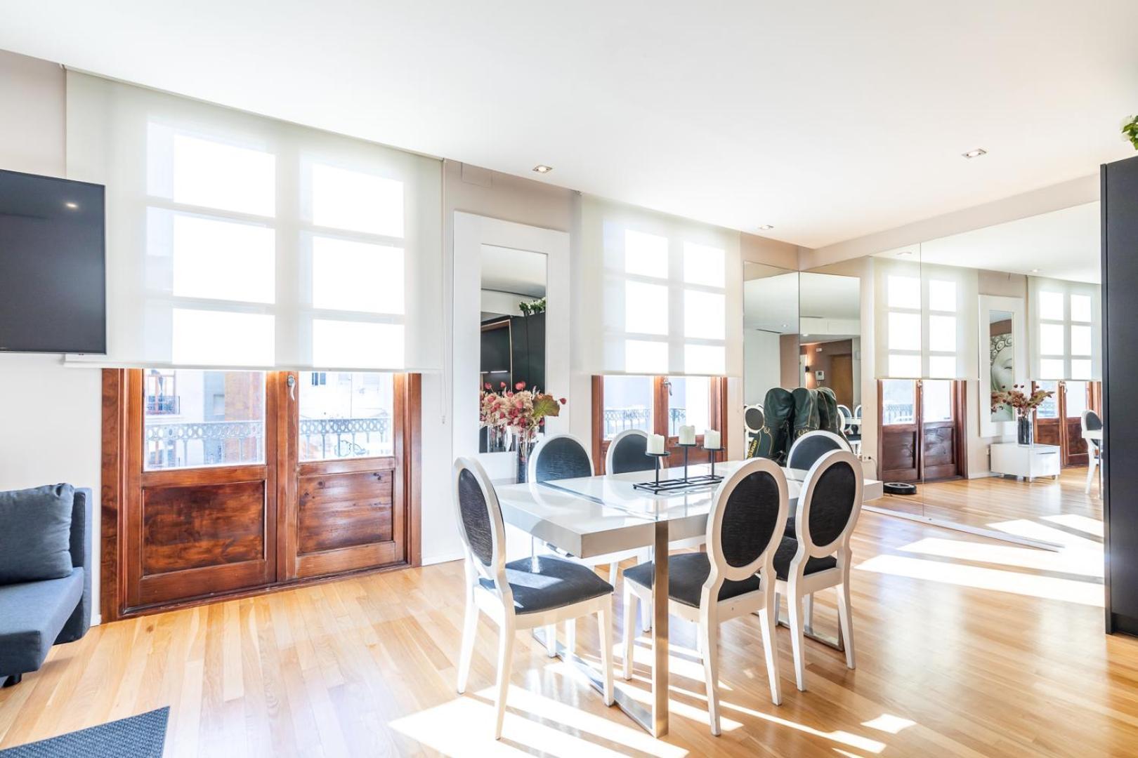 Central Market Lux Apartment فالنسيا المظهر الخارجي الصورة